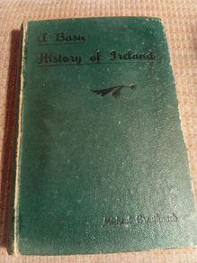Rare Find A Basic History of Ireland. From the Earliest Times to 1922. M. Breathnach. Vintage.