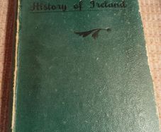 Rare Find A Basic History of Ireland. From the Earliest Times to 1922. M. Breathnach. Vintage.