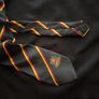 de la salle jumper and tie size M Image 2