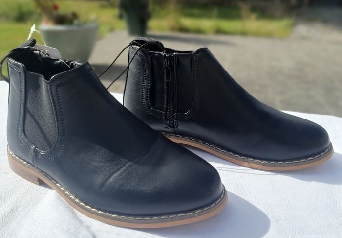 New Tags Fab Black Chelsea Zip Ankle Boots Girl/Boy