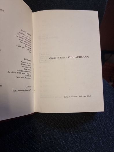 Oineachlann. Hardcover . First Edition. 1968 . Criostoir O Floinn