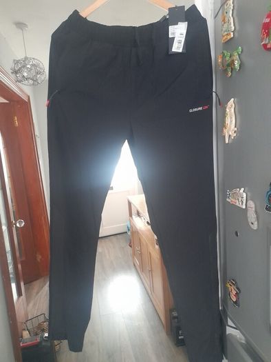 New closure London bottoms medium