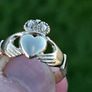 Brand New 9ct Yellow Gold Claddagh Ring Image 5