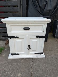 Small cabinet