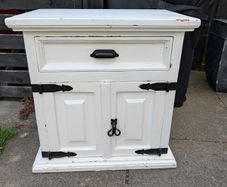 Small cabinet