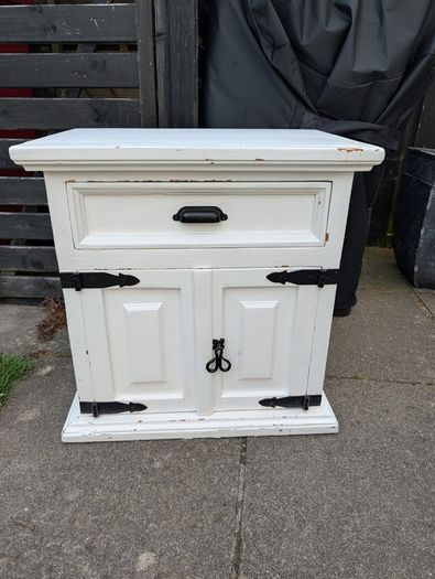 Small cabinet