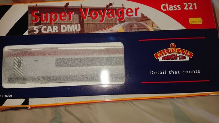 Bachmann 32-625 Class 221 Virgin Super Voyager 5-Car DMU OO Gauge