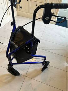 Days aluminium Three wheel Walker / Rollator walking aid
