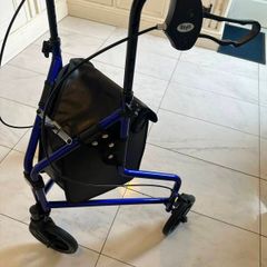 Days aluminium Three wheel Walker / Rollator walking aid