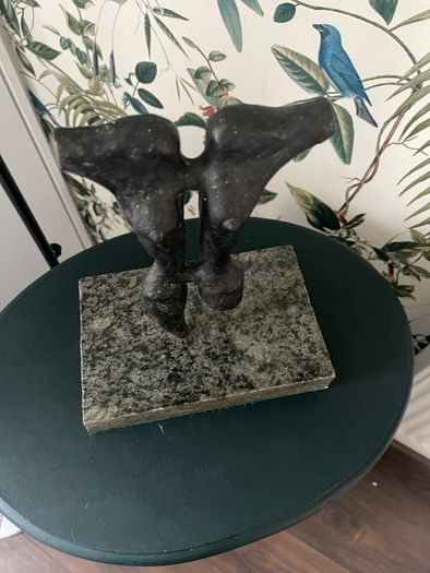 bronze sculpture