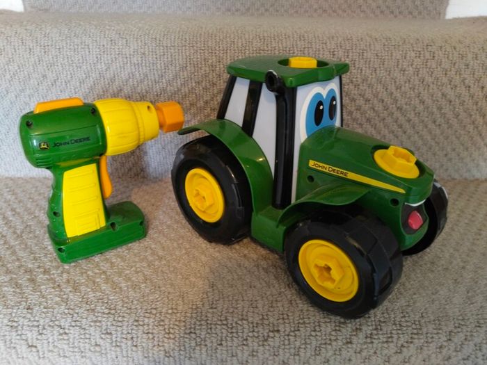 Tractor toy with drill