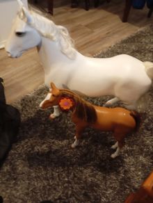 toy horses x2