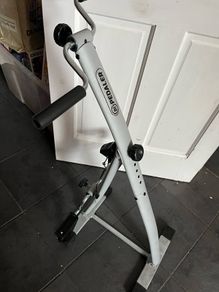 Bipedal exercise bike