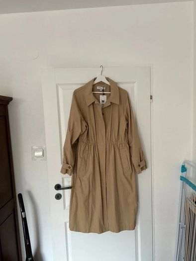 Carolyn Donelly Trench Size Large