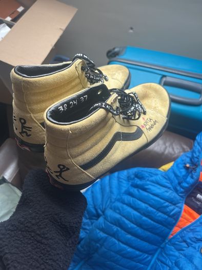 Vans Sk8-Hi x A Tribe Called Quest "Bonita Applebum" from 2018