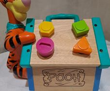 Disney Tigger Matel toolbox toy