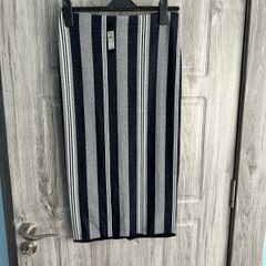 BNWT River Island Skirt UK 10