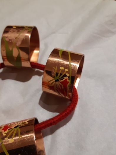 Copper serviette holders