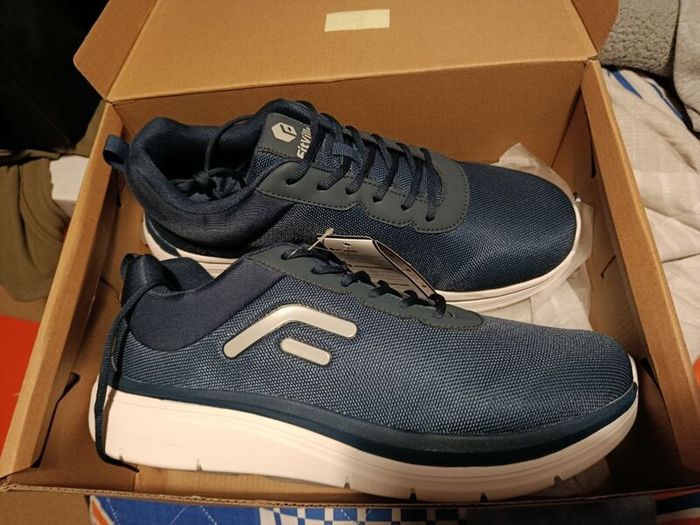 Mens trainers