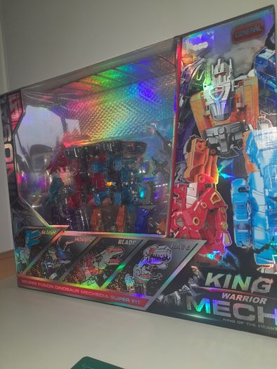King Mech Warrior  Super Fusion Dinosaur Mech