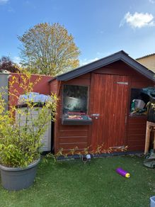 Garden shed/playhouse  with Steel Roof