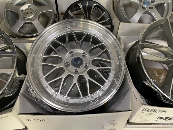 BMW Audi VW Skoda Mercedes Seat 19" wheels