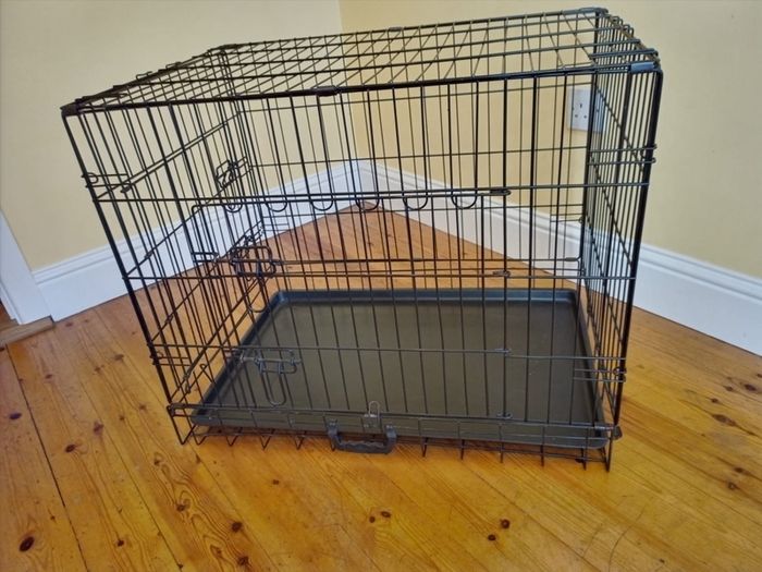 Dog crate
