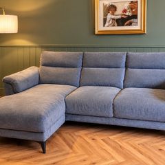 Sofa IMMACULATE condition.
