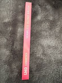 Lmd cosmetics seamless blend brush