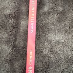 Lmd cosmetics seamless blend brush