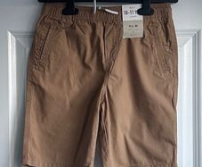 Boys shorts - age 9-10