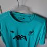 NB Original Authentic Liverpool Training top mint condition Image 3