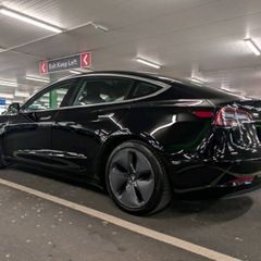 Tesla Model 3 RWD (2 year Tesla Warranty)