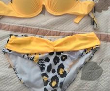 Yellow bikini size medium