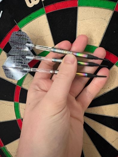 Winmau Blade 6 Darts Setup Complete Bundle