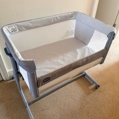 Chicco bed