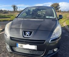Peugeot 5008 2014