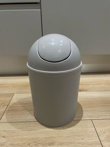 Waste bin - Bathroom