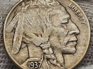 USA United States 1937 D Indian Head Buffalo Nickel 5 Cents