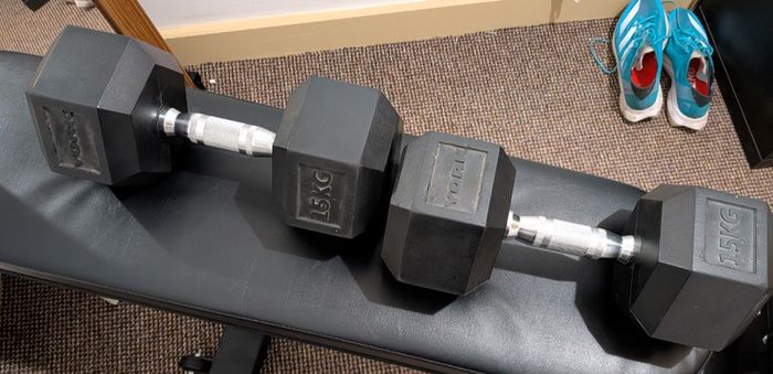 Bolt Bench and 2x 15KG Hex Dumbbells
