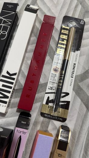 Black eye pencils new