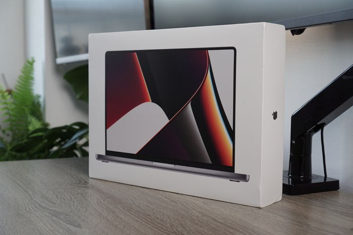 MacBook Pro 16 M1 Max 2021 | 32GB | 512GB | Like New, 100% Battery