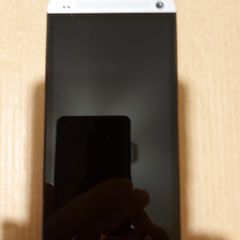 HTC ONE Model 801s, Pin Locked, in excellent cosmetic condition, for Parts or repair