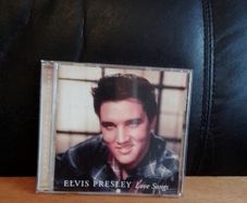 Elvis Presley Love Songs (CD Collection)