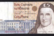 1996 Ireland IR5 Catherine McAuley Banknote Series C. Note issued 22/10/96. Serial number JHH785576