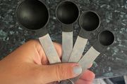 Measuring spoons