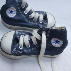 Converse Junior Size 4