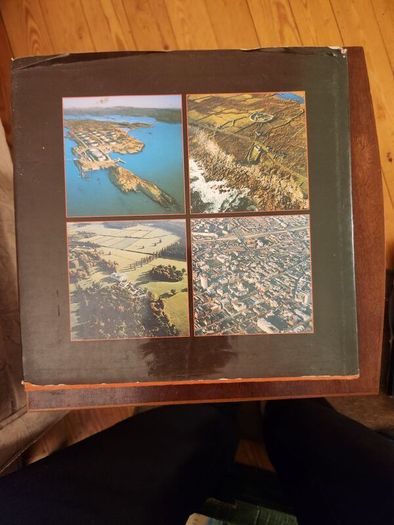 The Aerofilms Of Ireland From The Air  By Benedict Kiley. Large Volume Hardback With Dustjacket In Good Condition. 3.