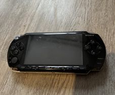PSP console (model 1003)