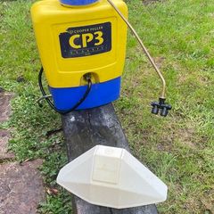 Knapsack sprayer